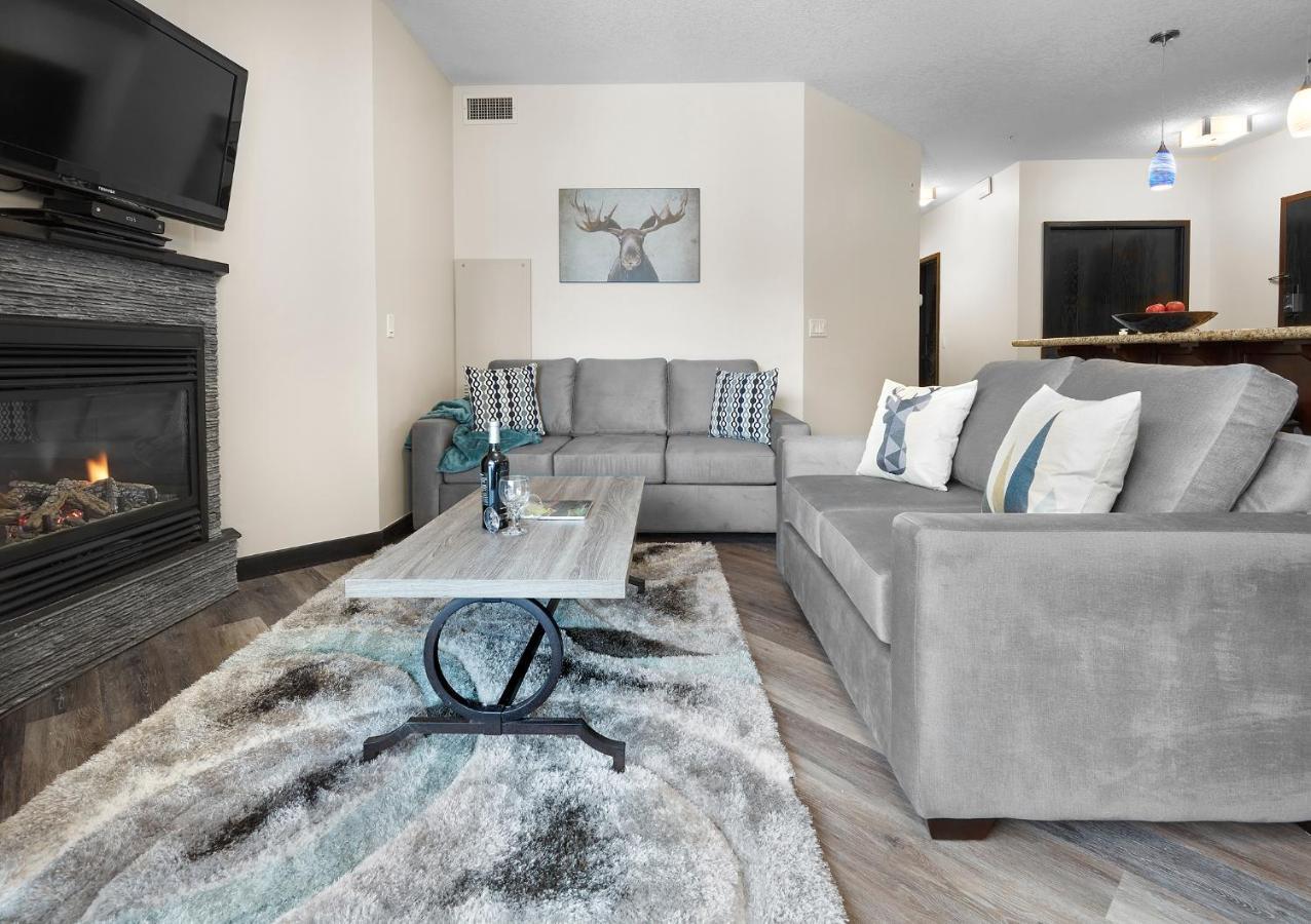 Mountain Fun - With Open Pool And Hot Tub Apartment Canmore Exterior photo